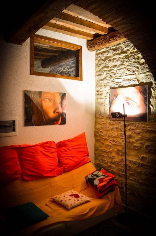 Agriturismo Cailuca Pietralunga  Oda fotoğraf